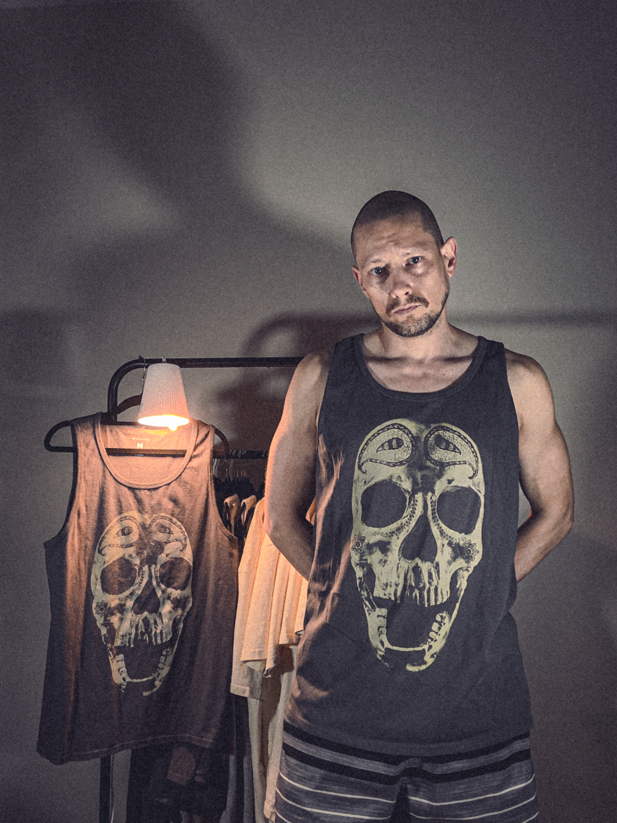 top bone / tank top