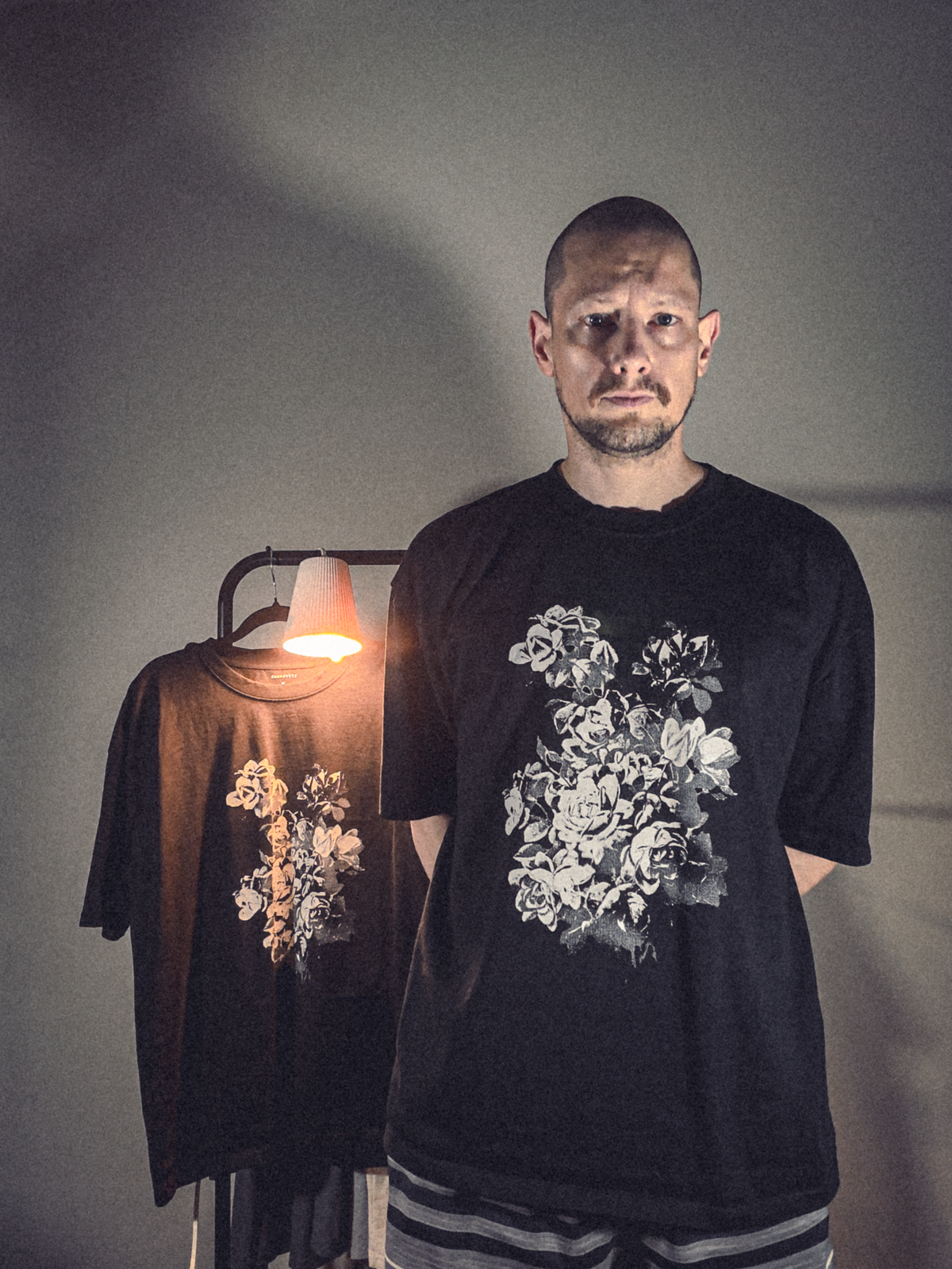 cold flowers / oversized t-shirt