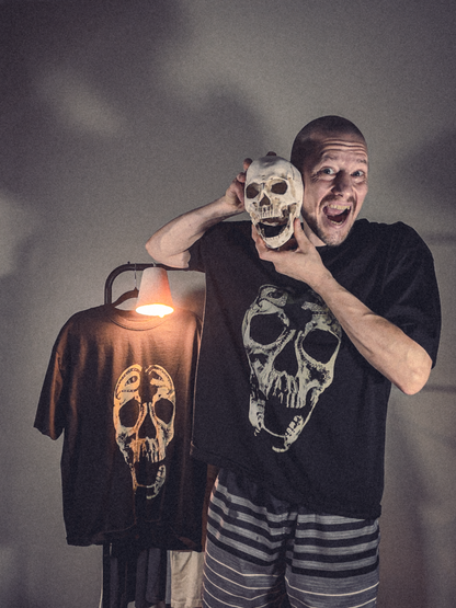 skull from east / oversized t-shirt