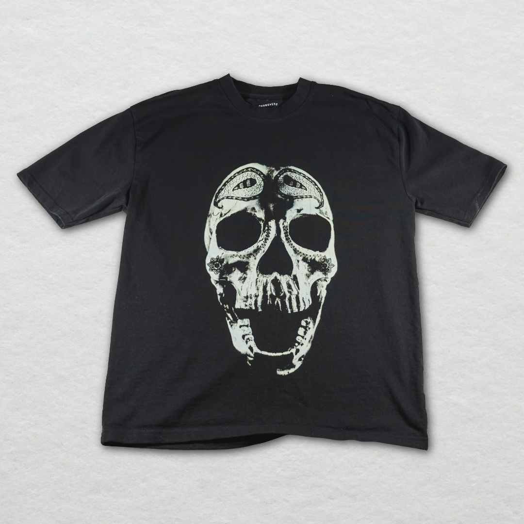 skull from east / oversized t-shirt