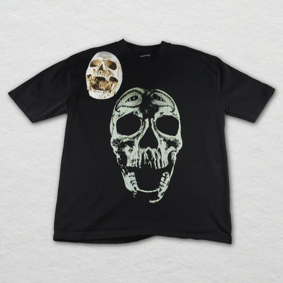 skull from east / oversized t-shirt