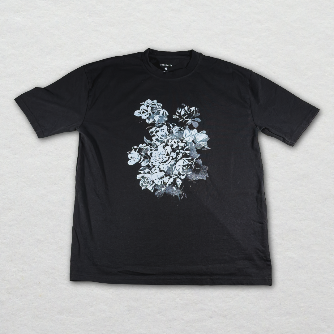 cold flowers / oversized t-shirt