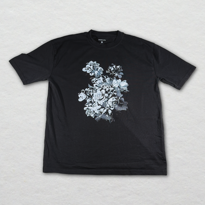 cold flowers / oversized t-shirt