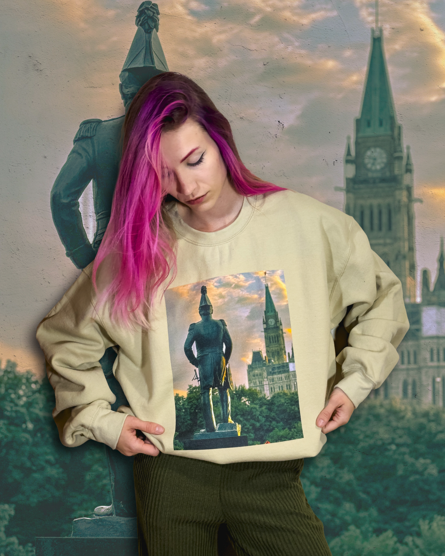Size L | Colonel By Statue And Parliament View Unisex Sweatshirt