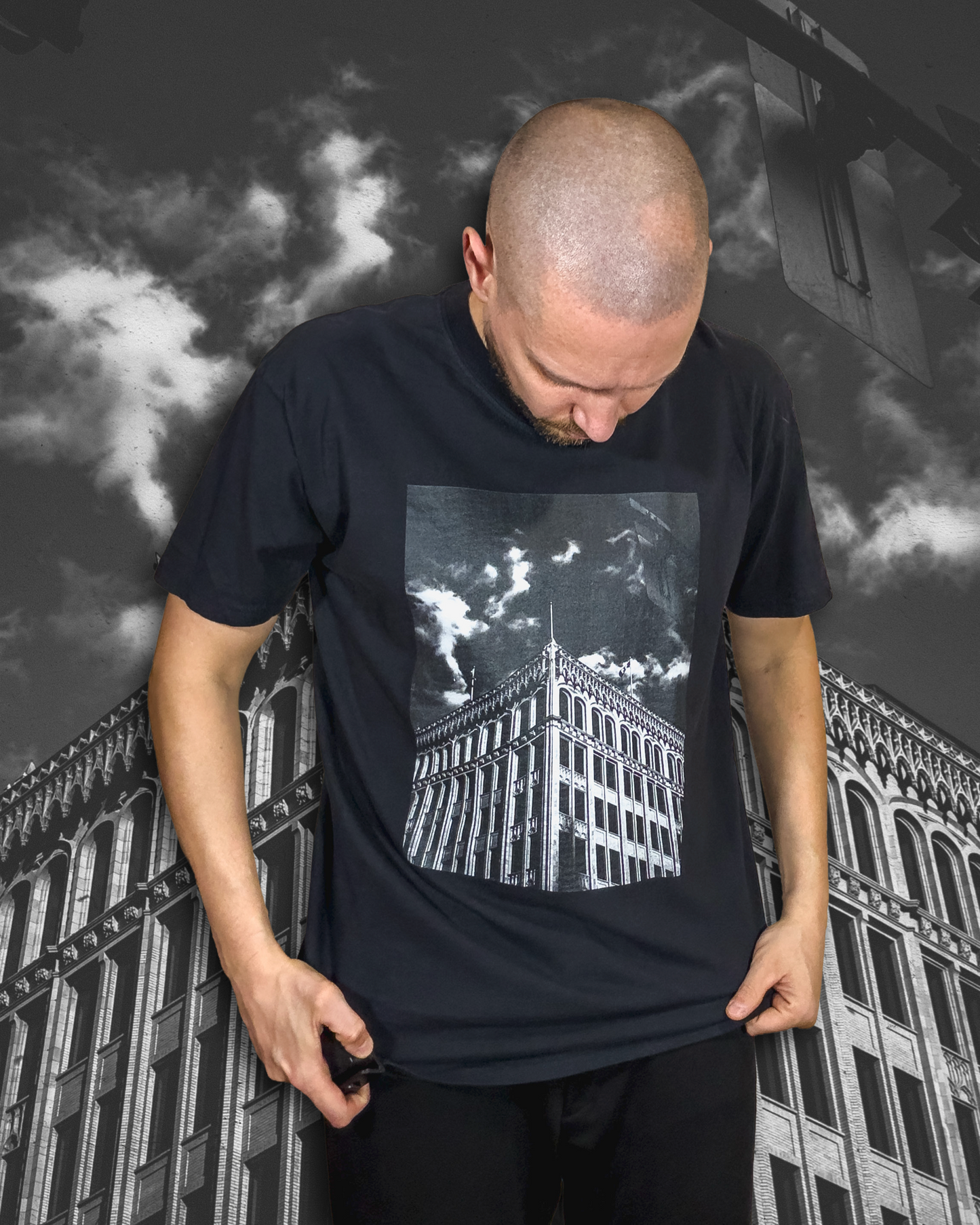 Size L | Rideau Centre Unisex T-shirt